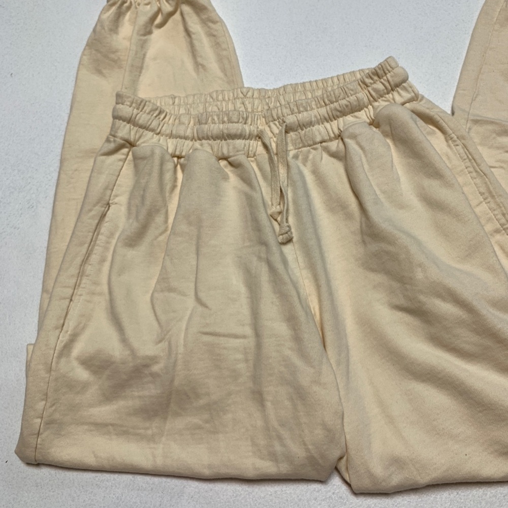 NWT high rise joggers